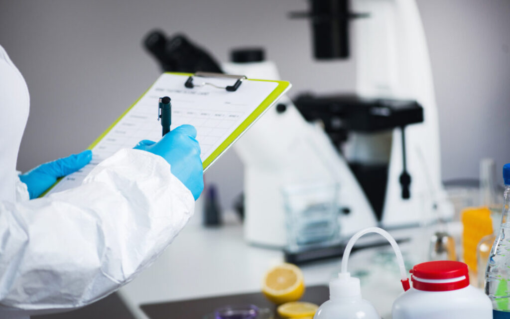 How Wireless Temperature Monitoring Systems Prevent Food Waste